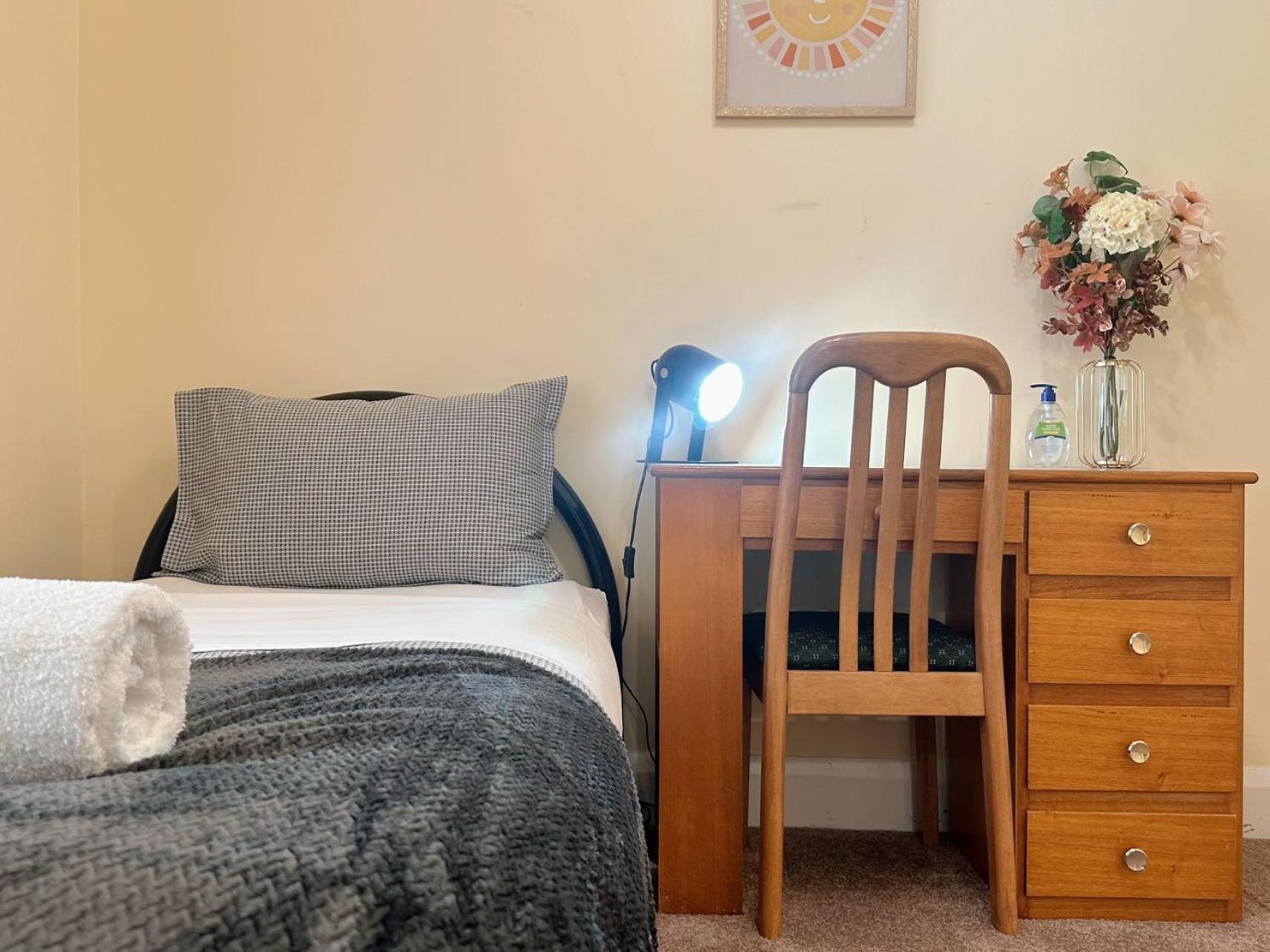 Coleman Comfort Hub - Close To City&Air Port Moonah エクステリア 写真